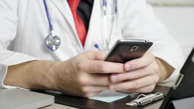 Porto Seguro conta agora com serviço de telemedicina Einstein Conecta