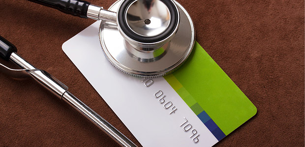 Plano de saúde é condenado por não custear acompanhante de paciente