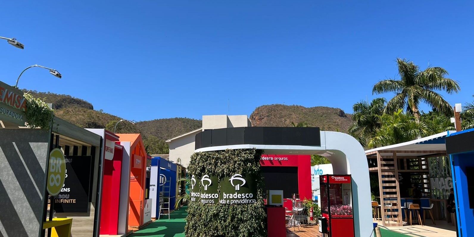 Espaço de exposição a céu aberto no 2º CONGRECOR