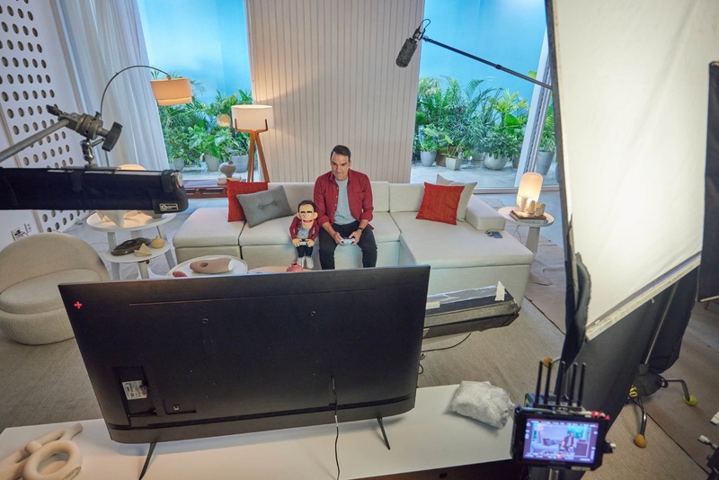 Tadeu Schmidt e Tadeuzinho voltam ao ar em nova campanha da Bradesco Seguros