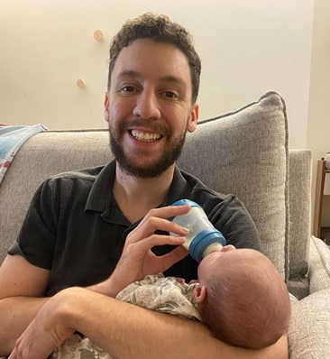 AXA no Brasil oferece licença paternidade ampliada a colaboradores