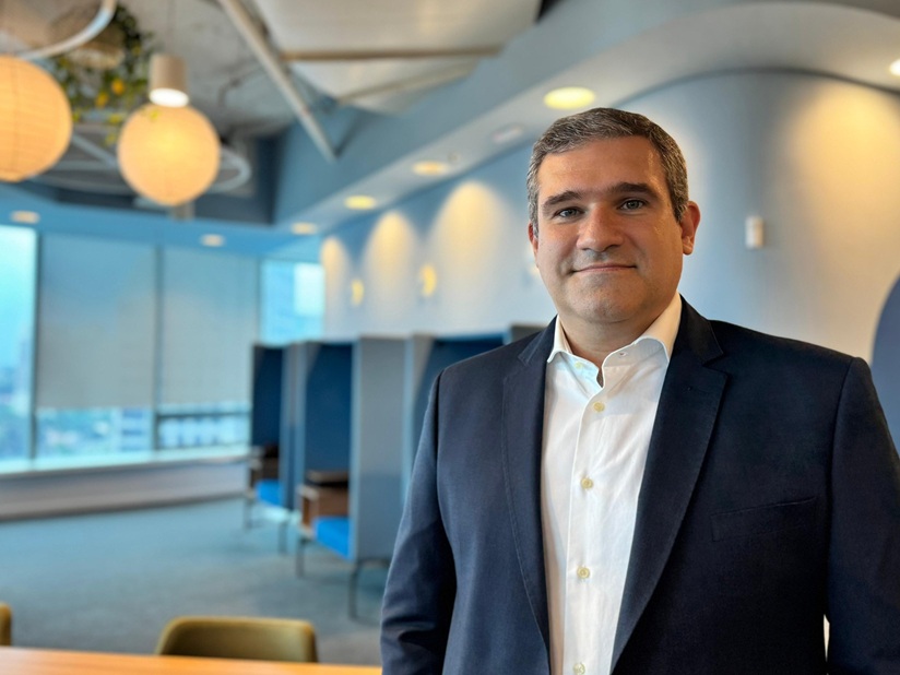 Zurich e Ouze renovam parceria