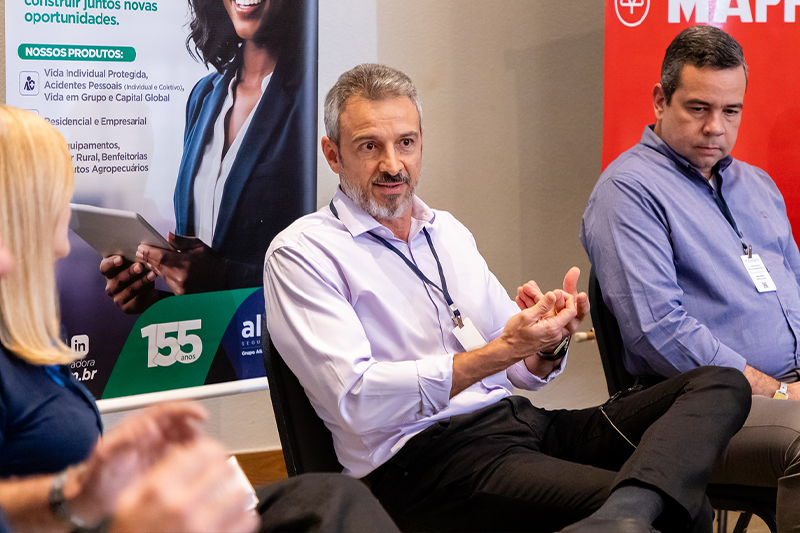 Solon Barretto, VP CCO e CX da Alba Seguradora