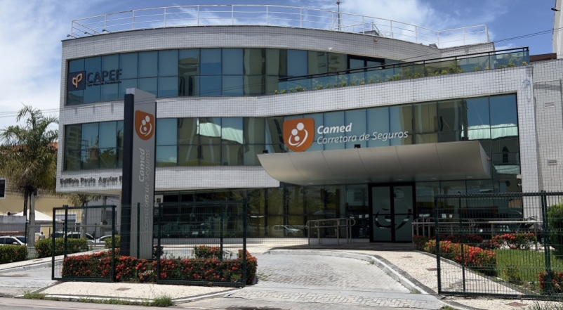 Camed Corretora de Seguros encerra 2025 com mais de R$ 800 milhões em prêmios de seguros