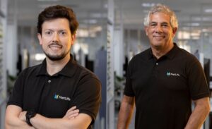 À esquerda, Thiago Alberti, diretor de Produtos e Pricing da MetLife; à direita, Ramon Gomez, vice-presidente comercial da MetLife.